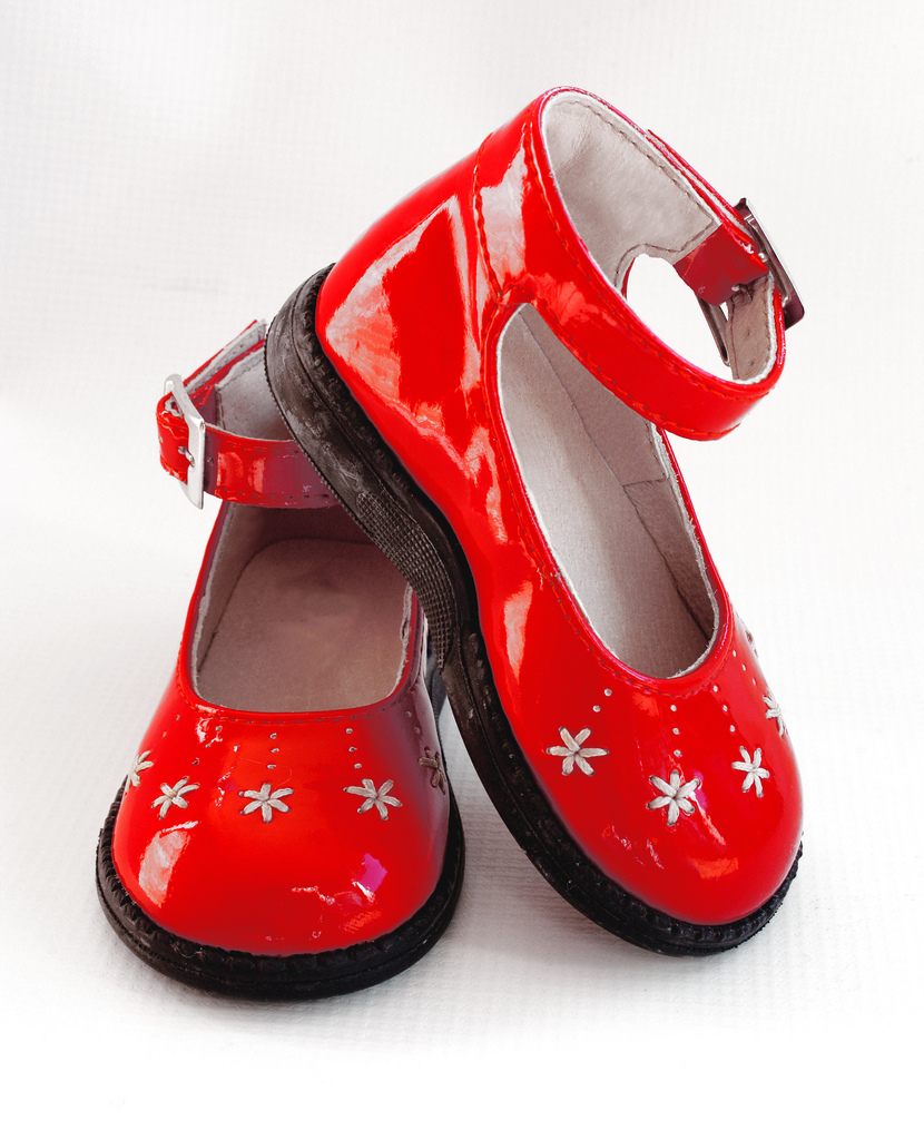 Red baby girl patent leather shoes